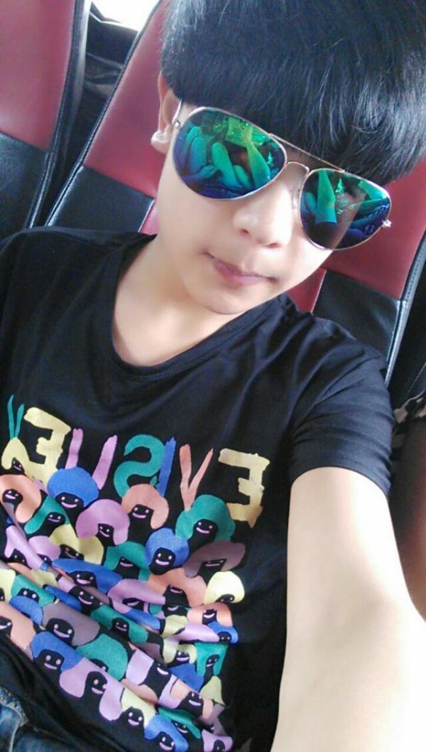 小男生qq皮肤图片12之16岁的-qq男生皮肤-帅气-小清新-伤感- 第22张